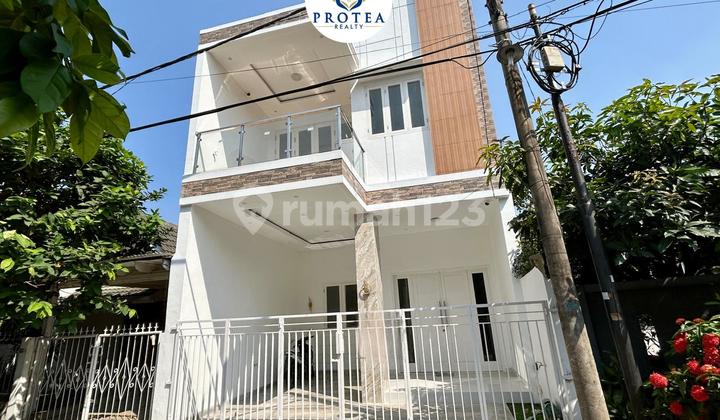 RUMAH SIAP HUNI 2 LANTAI DI BSD