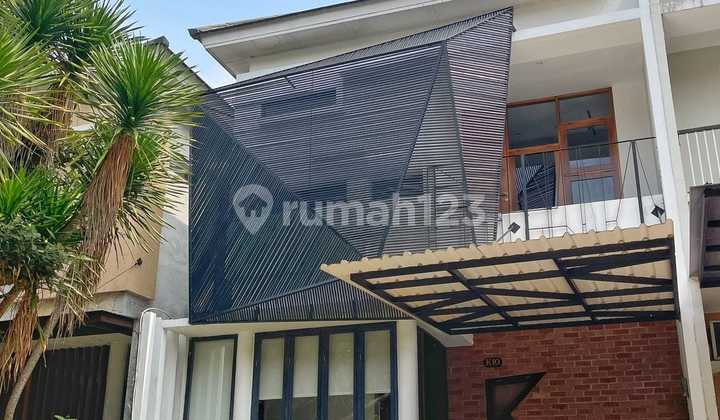 Main Bedroom Renovated Spacious House In Discovery Bintaro Sector 9. Main Bedroom Renovated Spacious House In Discovery Bintaro Sector 9.
