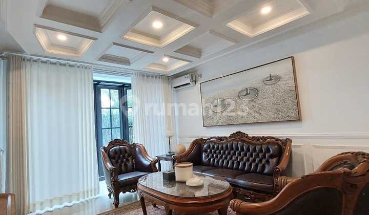 House Renovated, Large & Strategic Land in Sector 3 Bintaro 2