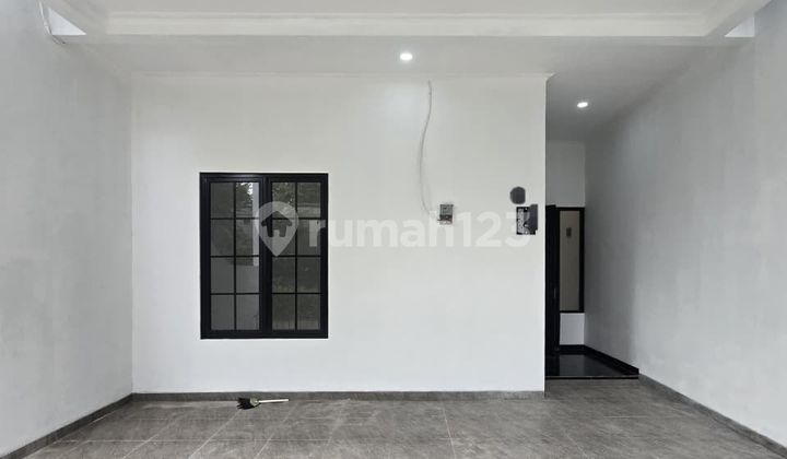 Rumah Baru Siap Huni American Classic di Deplu Pondok Arenyl 2