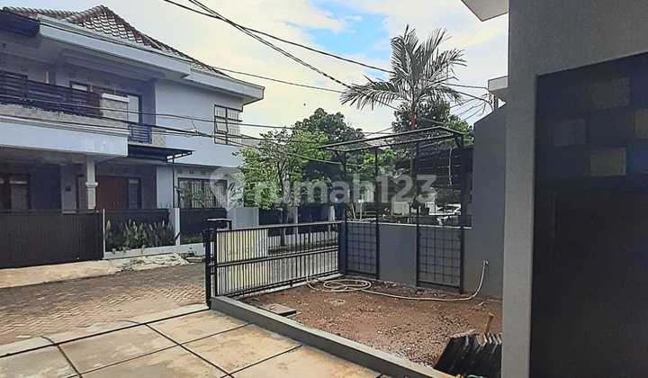 Rumah Baru Modern Minimalis Dekat Stan Perumahan Bintaro Sektor 5 2