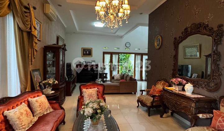 Rumah Besar Terawat & Strategis Dalam Cluster di Pamulang Tangsel