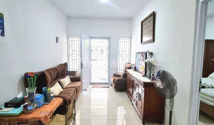 Dijual Rumah 2 Lantai Siap Huni Area Sektor 9 Bintaro & Dekat Krl 2