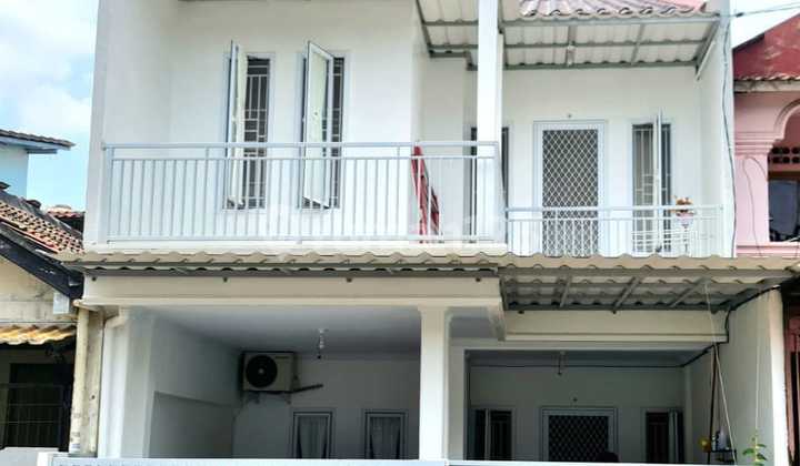 Dijual Rumah 2 Lantai Siap Huni Area Sektor 9 Bintaro & Dekat Krl