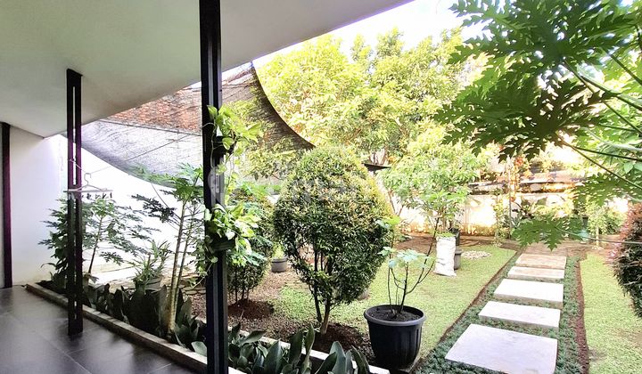 Rumah Luas & Murah Hitung Tanah Diarea Bintaro Sektor 2 Dekat Krl 1