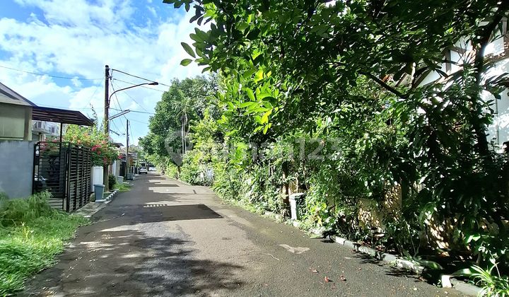 Rumah Murah Posisi Hoek dan Area Depan Luas di Bintaro Sektor 3 2