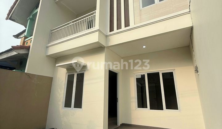 Brand New House Graha Bintaro Lokasi Strategis Dekat Tol Parigi  2