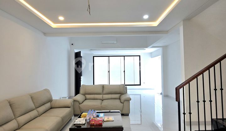 Brand New American Classic House - 7 Mnt Ke Fresh Market Bintaro 2