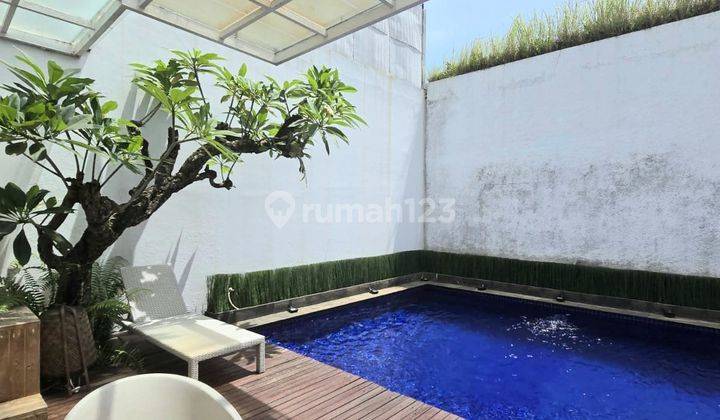 Rumah Minimalis Modern Dengan Kolam Renang Di Kebayoran Bintaro 2