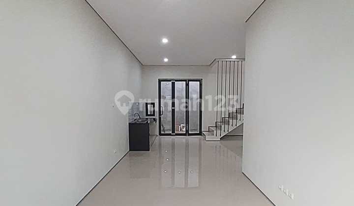 Rumah Baru Modern Minimalis Strategis Di Sektor 5 Bintaro 2