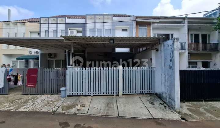 Rumah Minimalis Semi Furnished Dekat Stasiun & Sektor 3 Bintaro Rumah Minimalis Semi Furnished Dekat Stasiun & Sektor 3 Bintaro