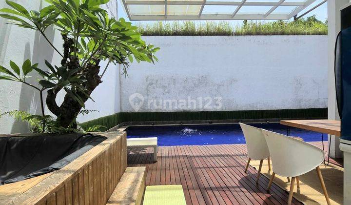 Rumah Minimalis Modern Dengan Kolam Renang Di Kebayoran Bintaro 1