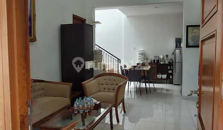 Spacious Ready-to-Live Minimalist House - Good & Strategic Facilities 2