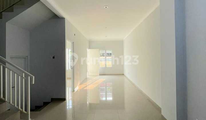 Brand New Minimalist House In Graha Bintaro - 5 Minutes To Parigi Toll Road 2