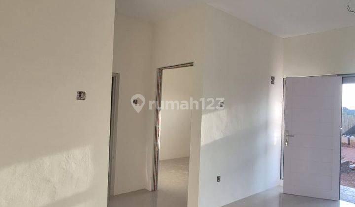 Rumah Tepi Jalan Raya,kwalitas Bagus,dekat Kemana Saja 2