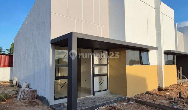Rumah Tepi Jalan Raya,kwalitas Bagus,dekat Kemana Saja 1