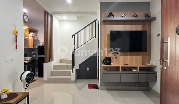 Rumah 2 Lantai Dijual Murah Di Kota Wisata Rumah 2 Lantai Dijual Murah Di Kota Wisata