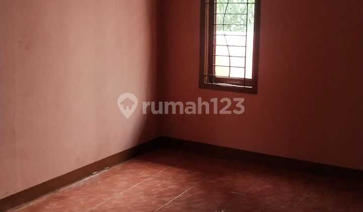 Dijual Rumah 2 Lantai Harga Terjangkau Rp600 Juta!