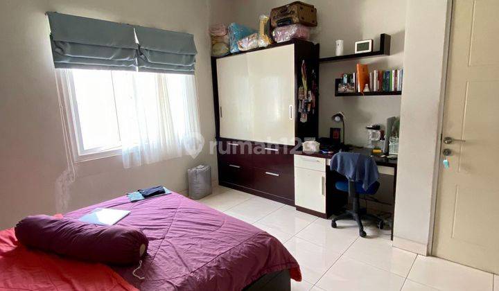 Rumah 2 Lantai Semi Furnished di Cluster Coatesville , Jakarta Timur 6