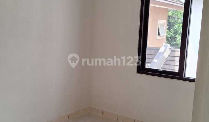 Disewakan Rumah Siap Huni Sudah Rapi di Kotawisata 2