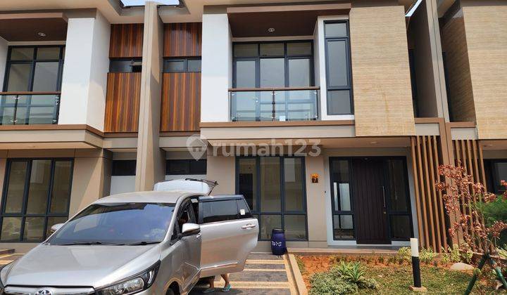 Rumah 2 Lantai Bagus Modern di Cluster Nashville, Jakarta Timur 1