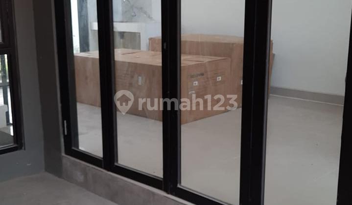 New Unit! Disewakan Rumah 2 Lantai Siap Huni Dekat Mall Metland Cileungsi 2