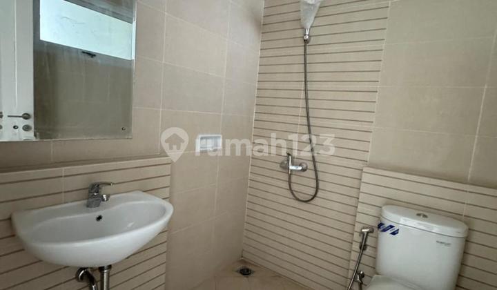 For Sale House Behind Starbucks Nebraska Kotawisata Ready to Occupied!