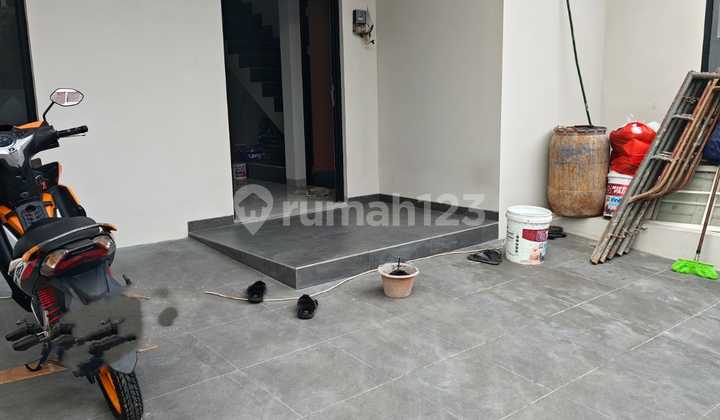 Dijual Rumah Metland Puri