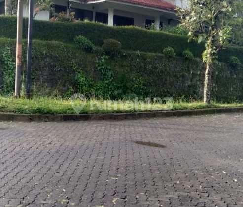 Villa for Sale in Puncak, West Java