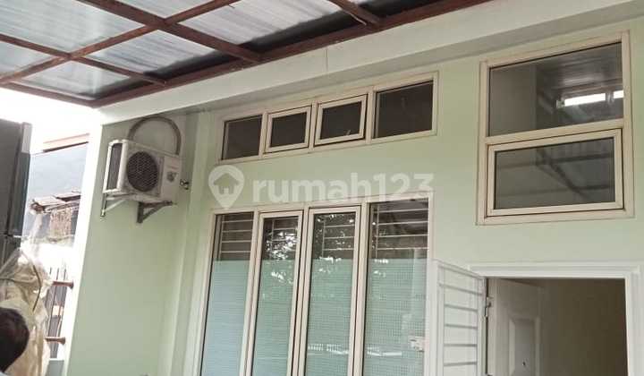 Disewakan Rumah Duri Kosambi 3 Lantai Uk.6x20 2