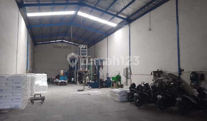 Warehouse for Rent in Legok.