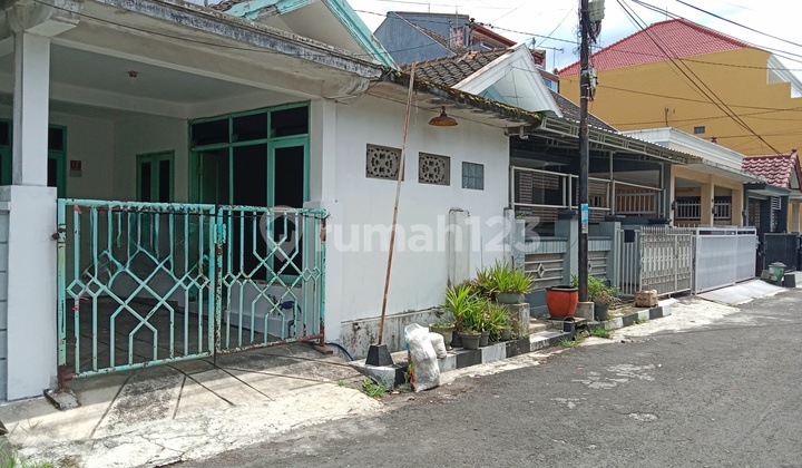 For Rent Ready-to-Occupy House in Sulfat Area, Malang City 2