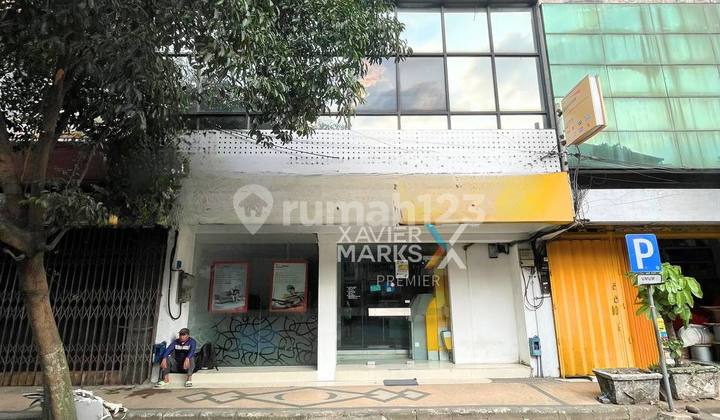 For Rent: Ready-to-Use Shop House for Office, Pasar Besar Malang Location.