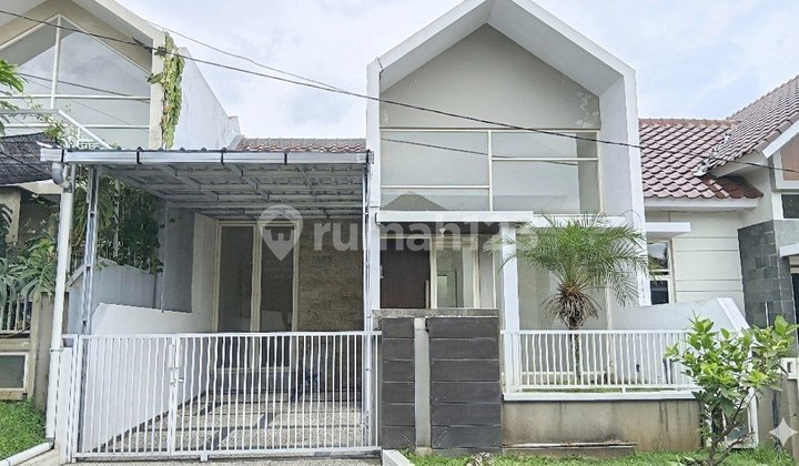 For Rent Ready-to-Occupy House in Austin Ville Dieng Atas Malang