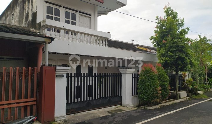 Dijual Cepat Rumah 2 Lantai Terawat Di Bunulrejo Blimbing Malang