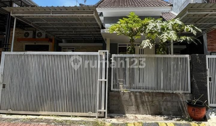 Disewakan Rumah 2 Lantai Terawat Siap Huni di Sulfat Kota Malang 1
