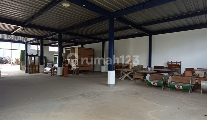 Warehouse for Rent Ready to Use on Abd. Saleh Street, Pakis, Malang.