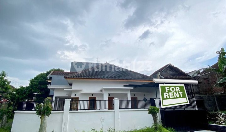 Dijual/Disewakan Rumah Hook Baru Direnovasi Di Araya Malang