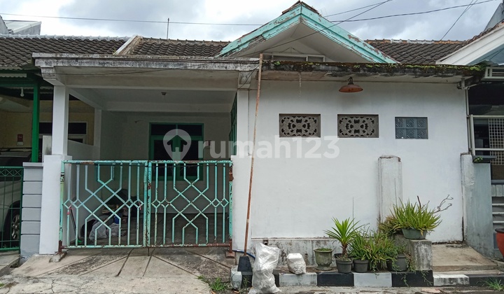 For Rent Ready-to-Occupy House in Sulfat Area, Malang City For Rent Ready-to-Occupy House in Sulfat Area, Malang City