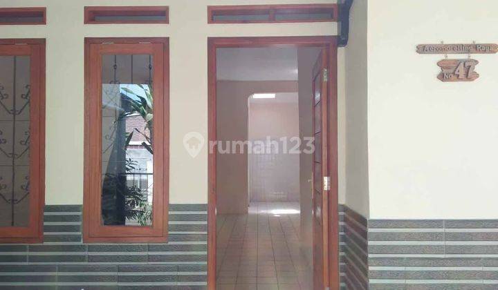 Rumah Hook Terjangkau Antapani Arcamanik di Jl. Aeromodeling Raya