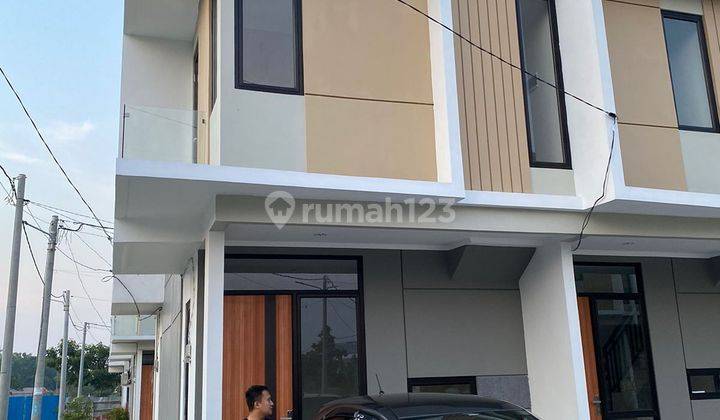 Rumah Tengah Kota Kawasan Karawang Barat Strategis Over Kredit 1