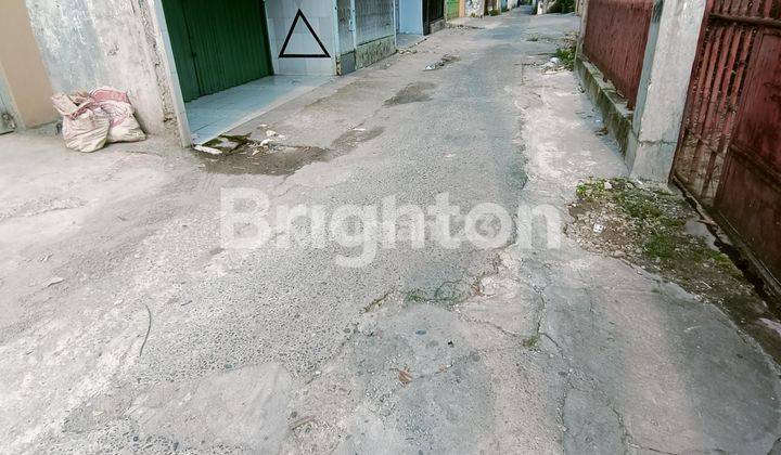 Dijual Cepat Rumah Luas di Medan Perjuangan 1
