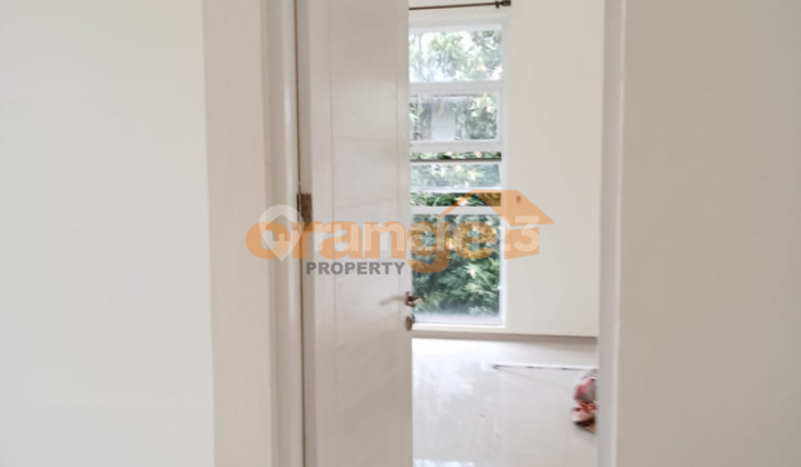 Di Jual Rumah 2 Lantai Siap Huni di Rancamaya Golf Estate 2