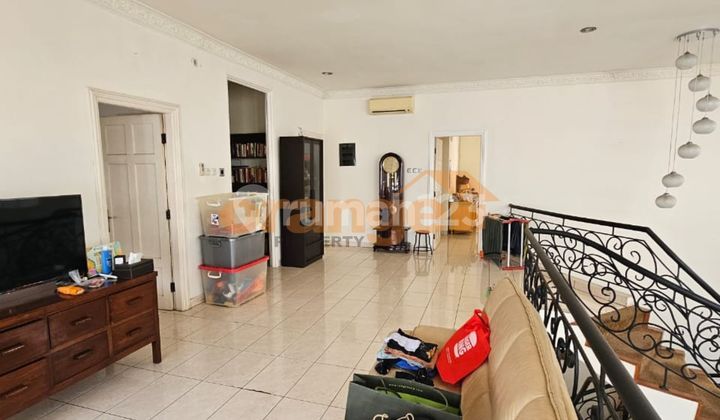 Di Jual Rumah 2 Lantai Amerikan Classik di  Kota Wisata Cibubur 2