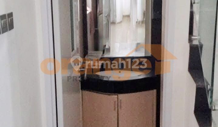 Di Jual Rumah 2 Lantai Rapih Siap Huni di Raffles Hills Cibubur 2