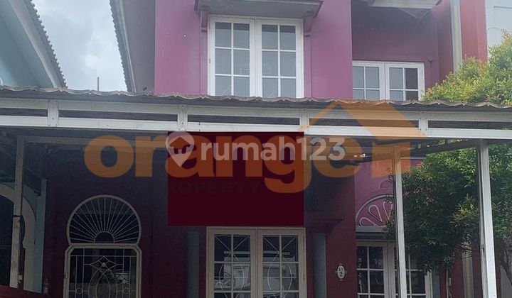 Di Jual Rumah 2 lantai Rapih Cantik di Legenda Wisata Cibubur Di Jual Rumah 2 lantai Rapih Cantik di Legenda Wisata Cibubur
