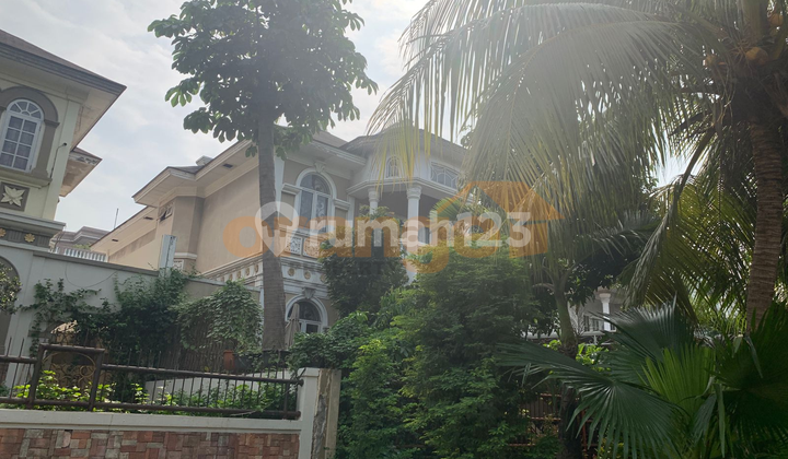 Di Jual Rumah 2 Lantai di Boulevard Kota Wisata Cibubur Di Jual Rumah 2 Lantai di Boulevard Kota Wisata Cibubur