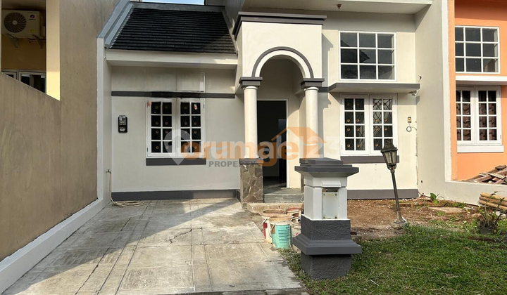 House for Sale, Renovated and Ready to Occupied in Cibubur Tourism City.