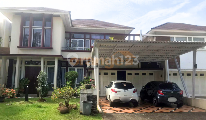 Di Jual Rumah Cantik 2 Lantai Depan Taman di Kota Wisata Cibubur Di Jual Rumah Cantik 2 Lantai Depan Taman di Kota Wisata Cibubur