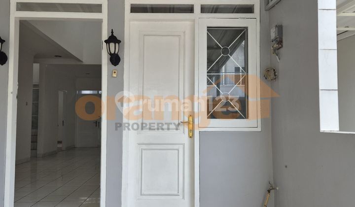 Di Jual Rumah Siap Huni Hadap Utara di Kota Wisata Cibubur Di Jual Rumah Siap Huni Hadap Utara di Kota Wisata Cibubur